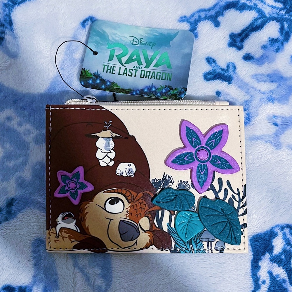 NWT 🐉 Disney Raya and the Last Dragon Tuk Tuk & Ongis Cardholder